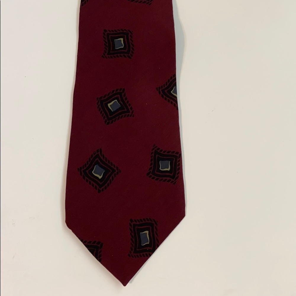 Vintage Yves Saint Laurent tie